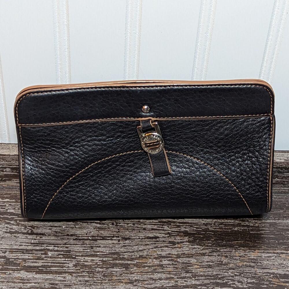 Cole Haan Women's Black Leather Small Wallet Magnetic Closure